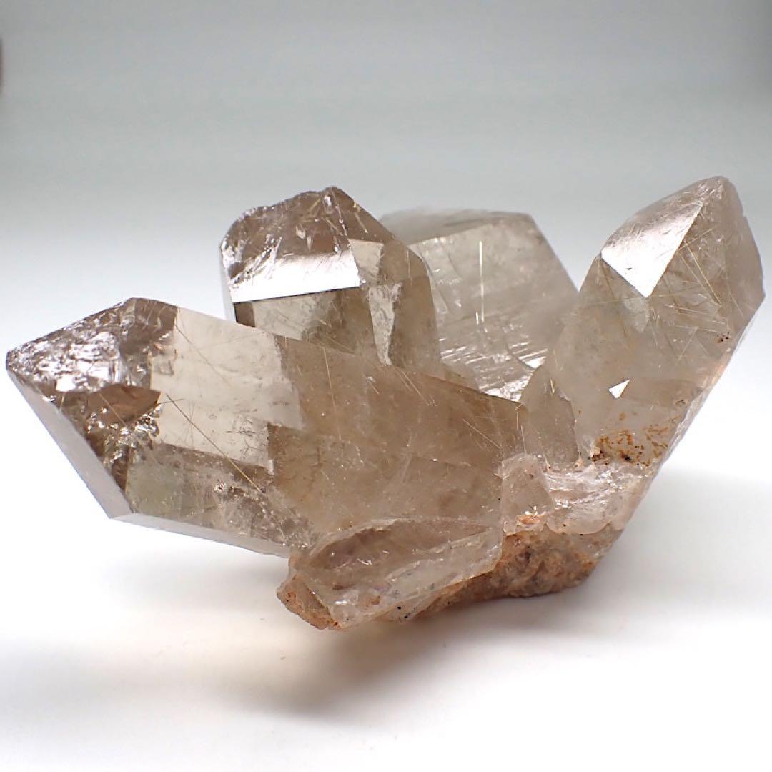 【パキスタン産】スモーキールチルクォーツ