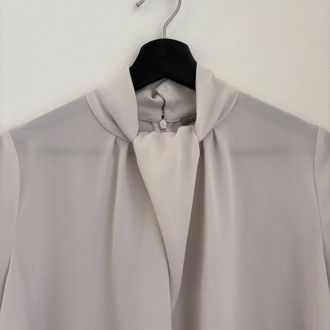 【美品】セオリーリュクス ボウタイ風ブラウス　３８サイズ