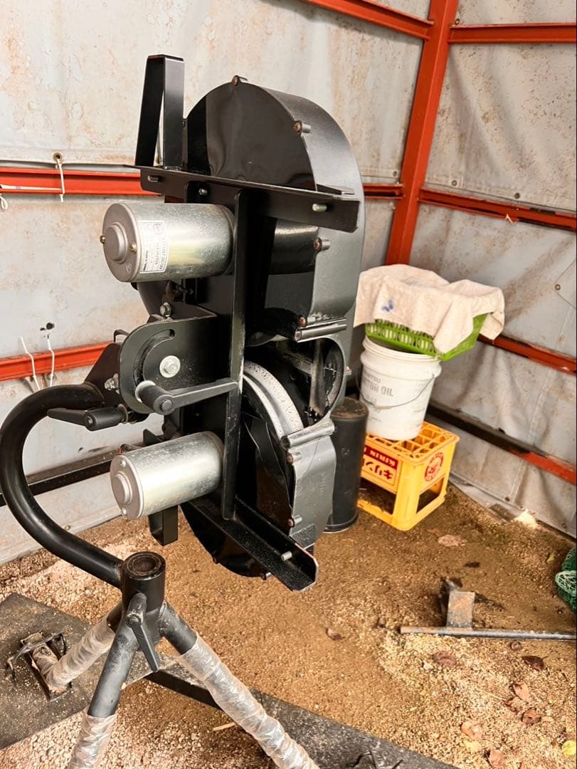 軟式バッティングマシン