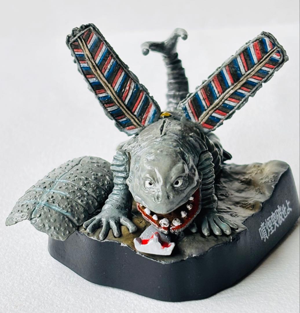 ウルトラ怪獣名鑑　16種セット