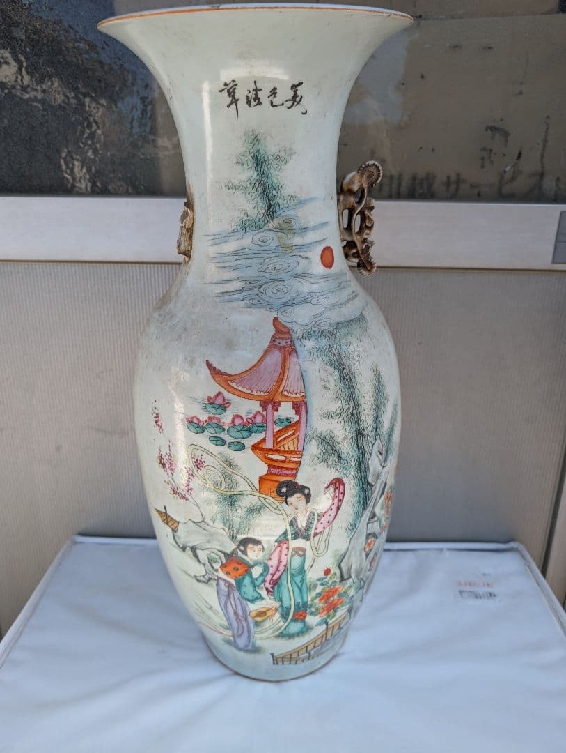 中国美術　骨董品　粉彩花瓶　民国時期　毛子栄出品　高さ58cm