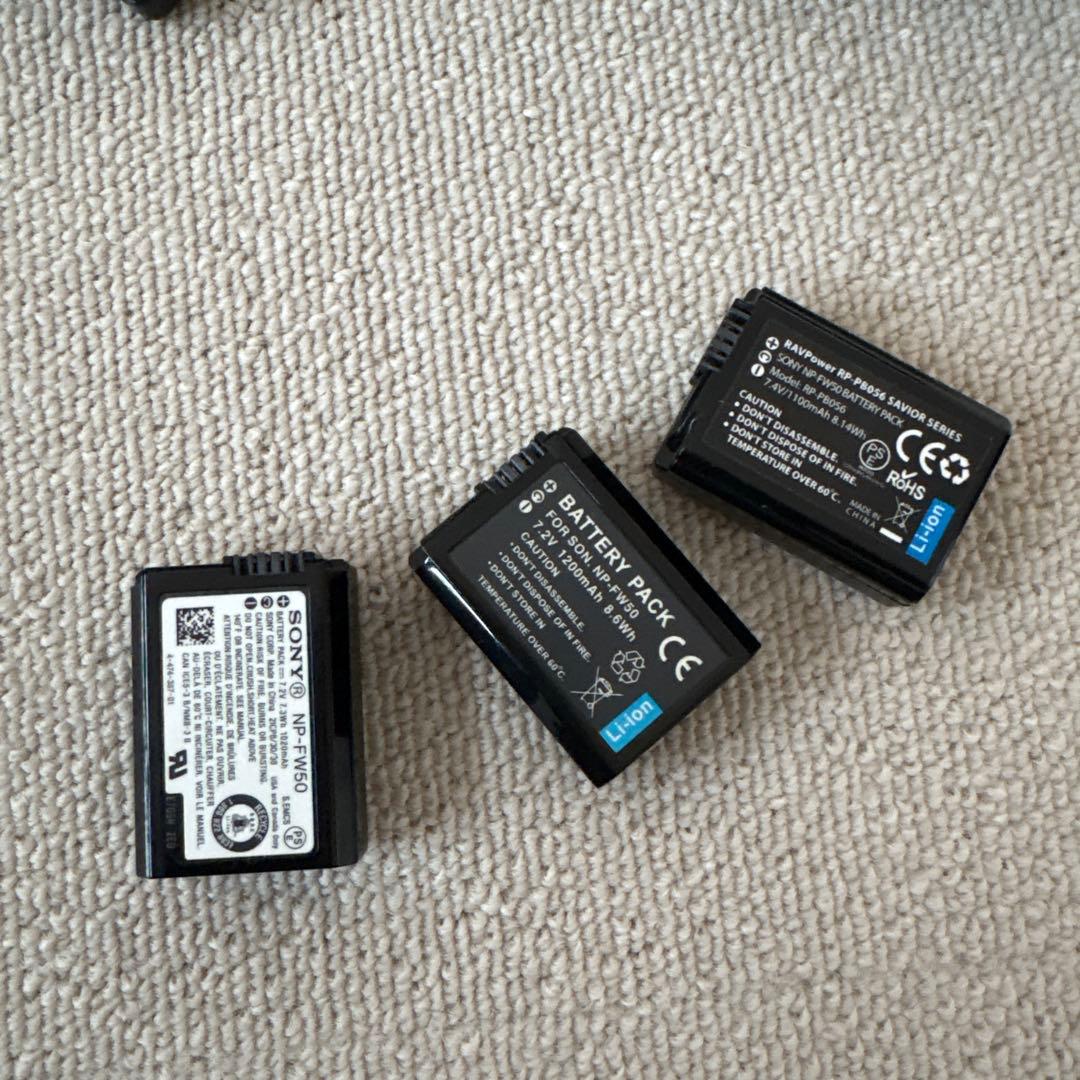 Sony α5500 + E18-55mm F3.5-5.6 カメラ ソニー