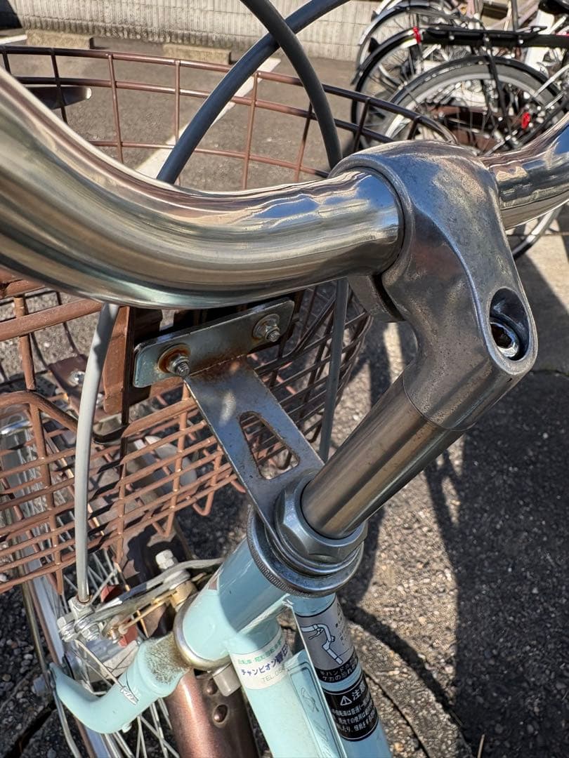 子供用自転車 水色 26インチ 前面バスケット付き