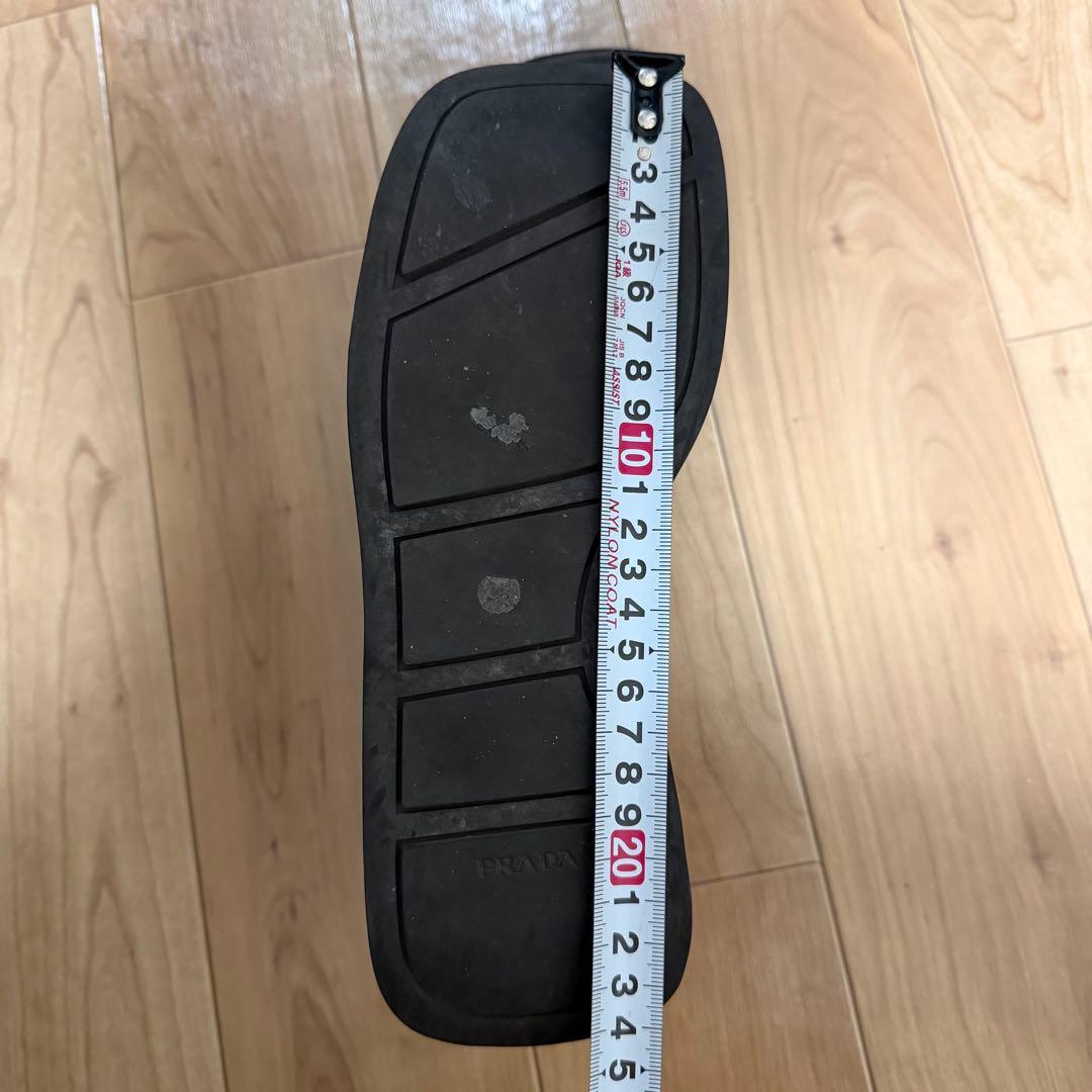 プラダ スクエアトゥ レザー ローファー スリッポン PRADA