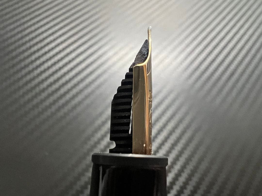 モンブラン マイスターシュテュック 146 万年筆 M 中字 14K 全金