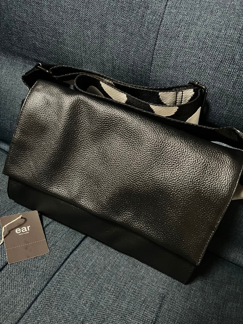 値下げearPAPILLONNER(イア パピヨネ)ワイドテープショルダーバッグ