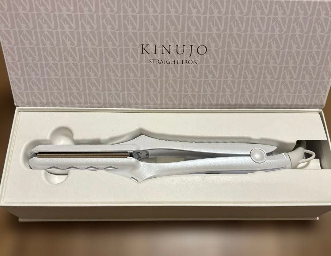 【新品未使用】KINUJO LM225 ストレートヘアアイロン 絹女