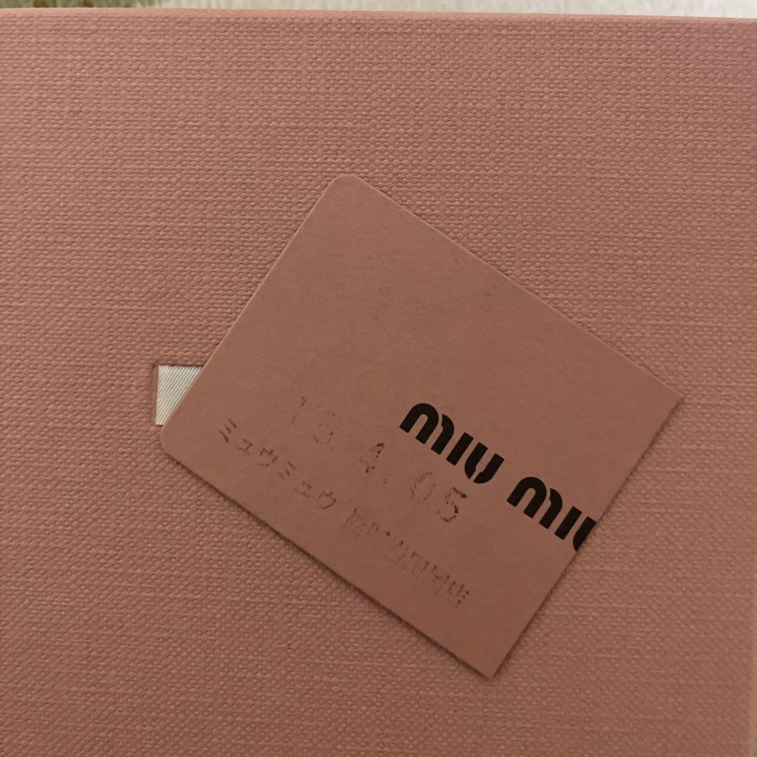 ⭐️MIU MIU パスケース