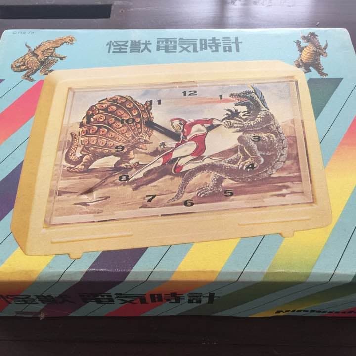 怪獣 電気時計