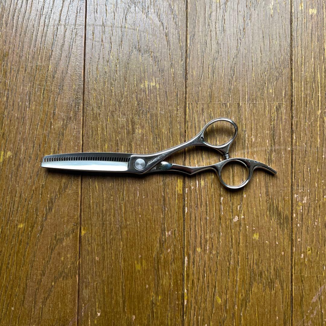 シザーズジャパンセニングシザー 40% 箱付き！