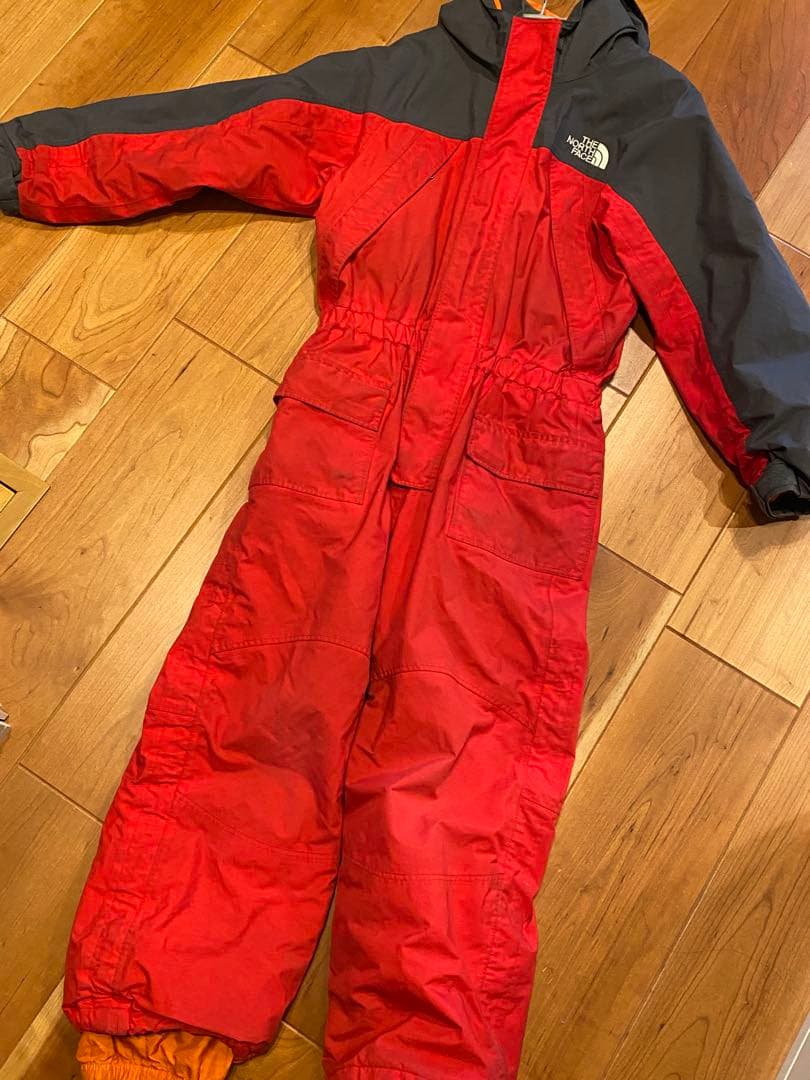 THE NORTH FACE 子ども用スキーウェア 赤 クリーニング済み