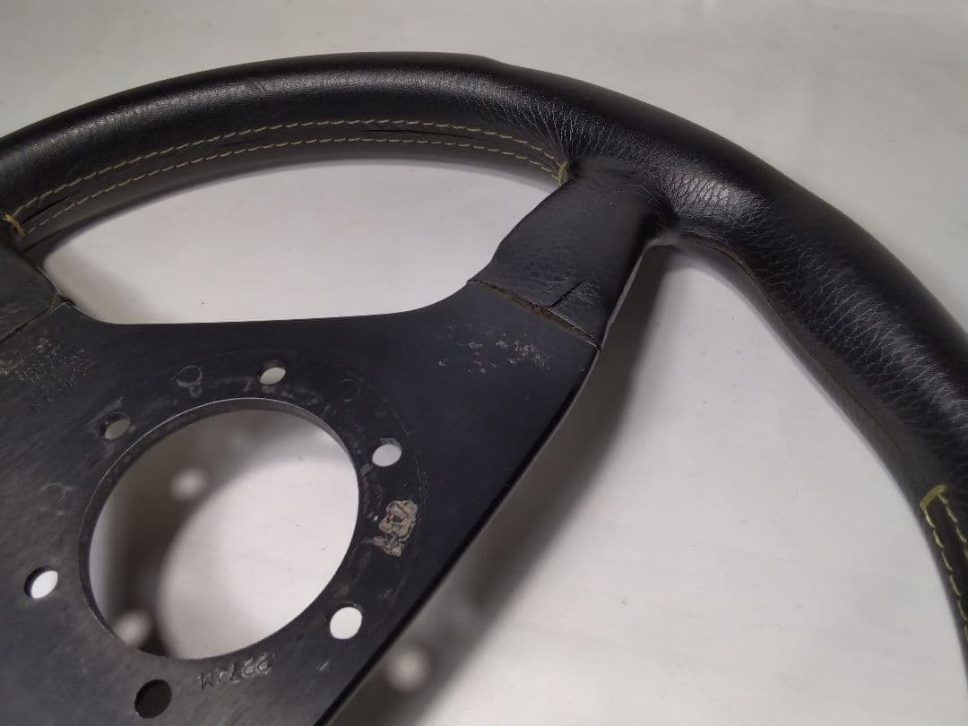 MOMO　ステアリング　３４cm　 ヴェローチェレーシング　当時物