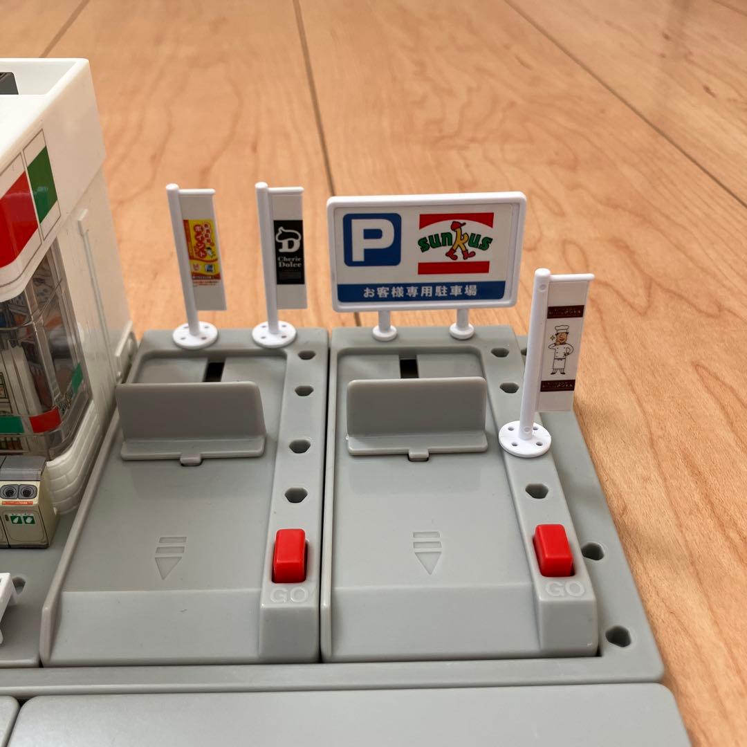 トミカタウン サンクス コンビニ