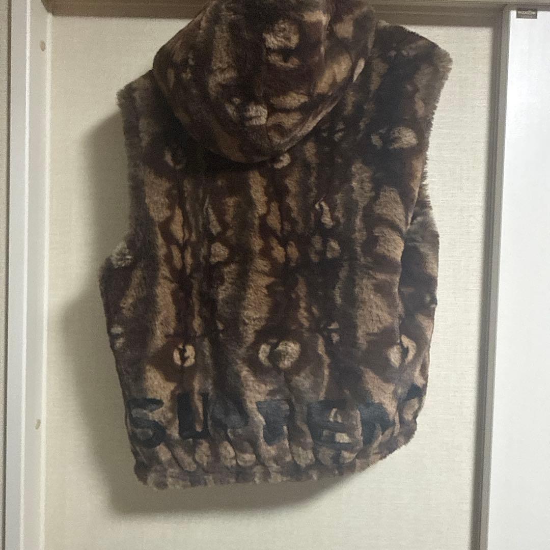 Supreme Faux Fur Hooded Vestシュプリームファーベスト