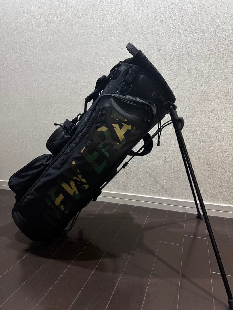 NEWERA スタンド式キャディバッグ ブラック・カモフラージュ