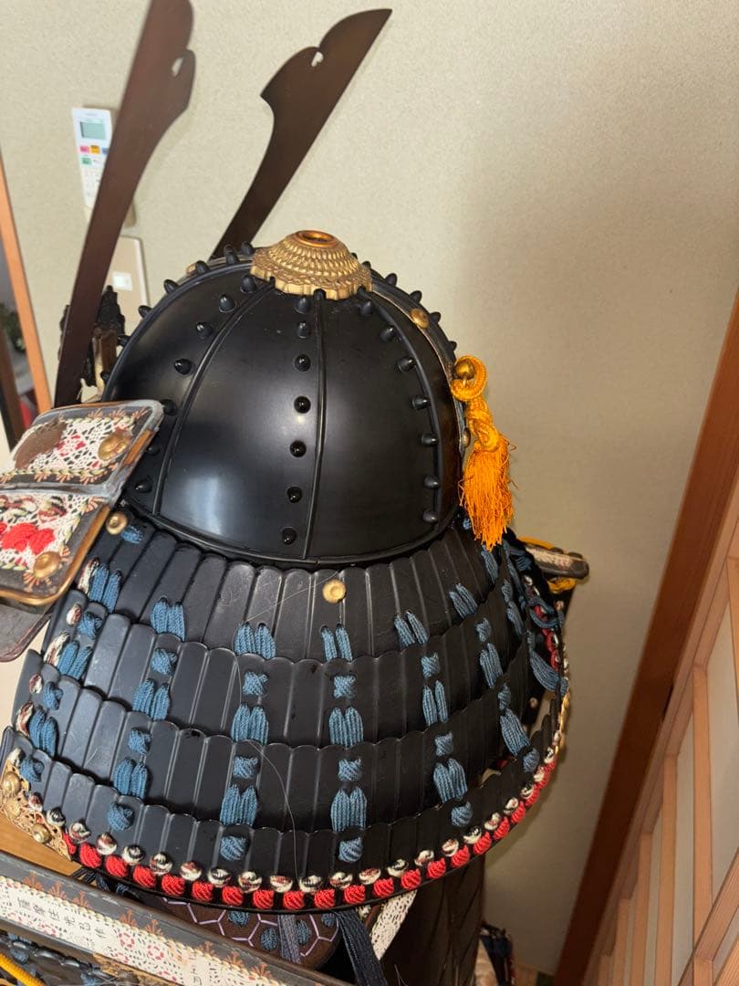 美品！丸武工房製　等身大甲冑　紺糸威伊予札二枚胴具足