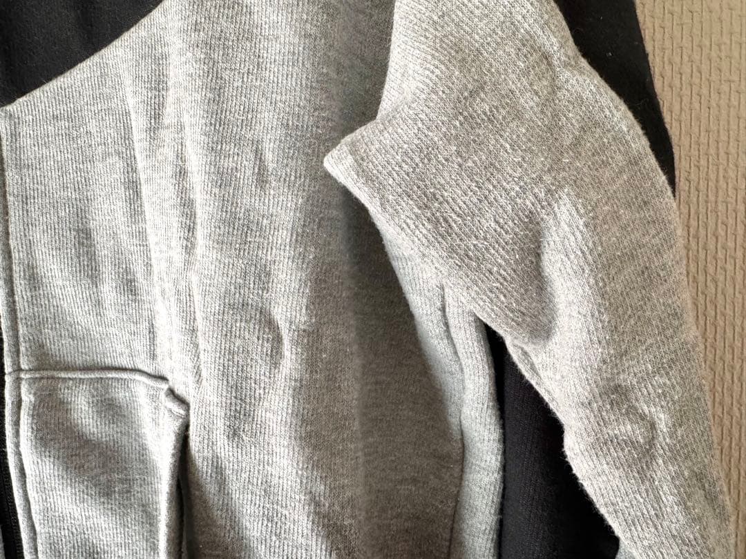 ユーリ!!!×MIZUNO　スウェットシャツ　Mサイズ