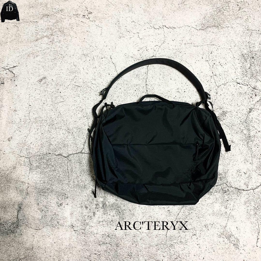 美品　ARC’TERYX アークテリクス 　イオン ギアオーガナイザー　収納力