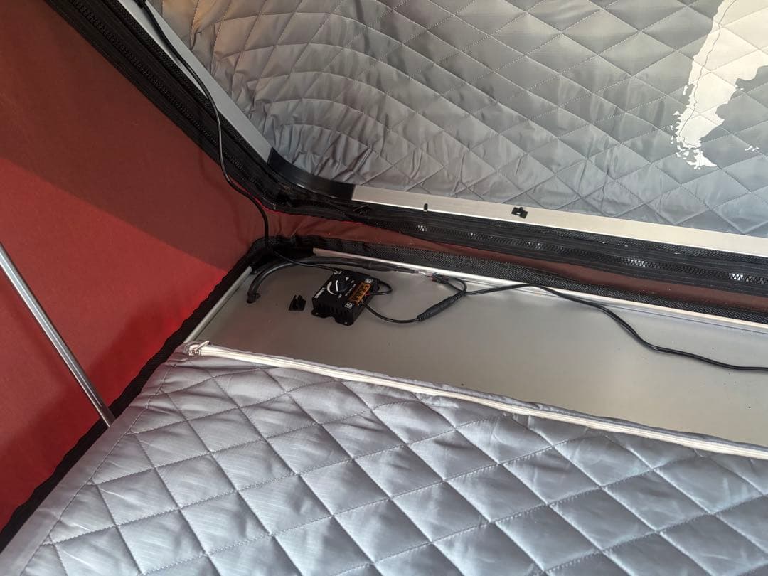 ikamper skycamp2.0 ホワイトラプター仕様　ルーフテント