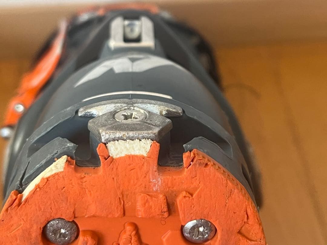 ノルディカ　ストライダー120 スキーブーツ