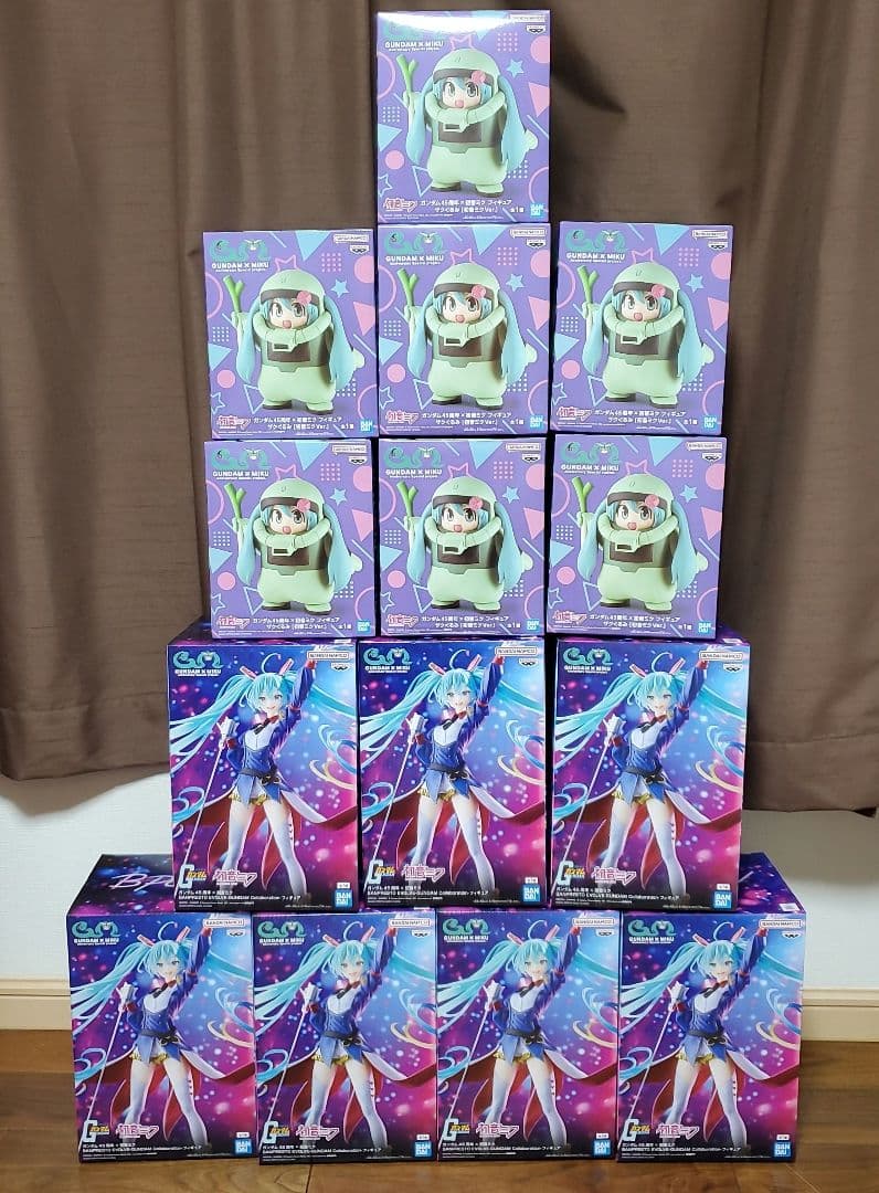 ガンダム45周年×初音ミク フィギュア　ザクぐるみ 初音ミクVer.