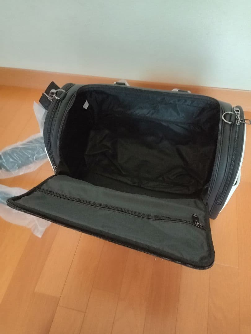 値下げ【新品未使用】Srixon ダッフルバッグ ブラック/ホワイト/レッド