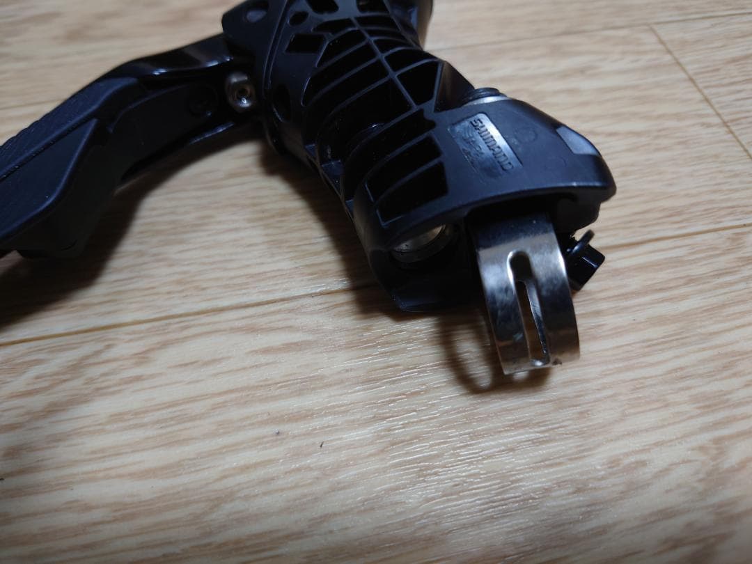 Shimano 105 Di2 デュアルコントロールレバー ST-R7170