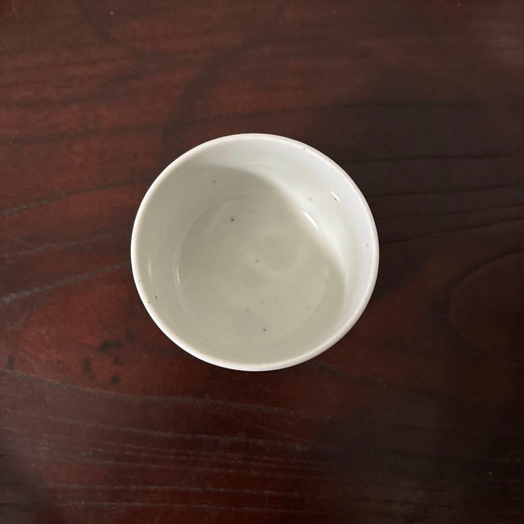 古伊万里　薩摩平佐　白磁ぐい呑み　江戸時代　アンティーク　料治熊太　秦秀雄　李朝