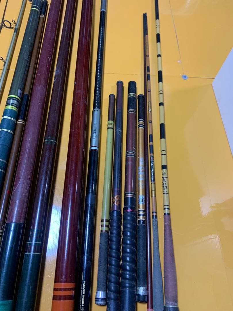 多数の釣り竿セット