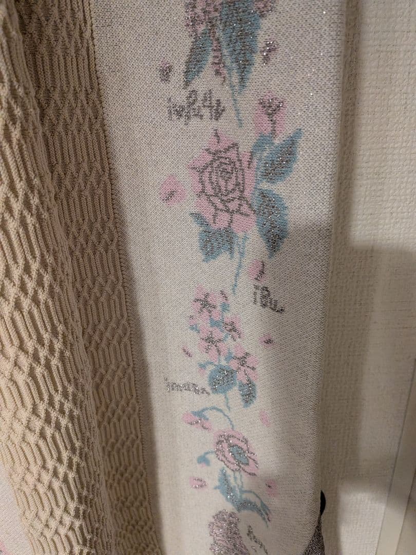 週末値下げ！縷縷夢兎ルルムウ　ラメニットワンピース　花柄