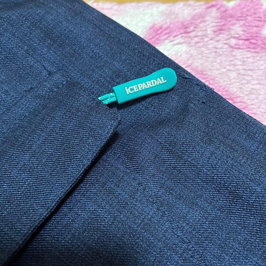 ICEPARDAL女性用カラフル花柄 スキーウェア