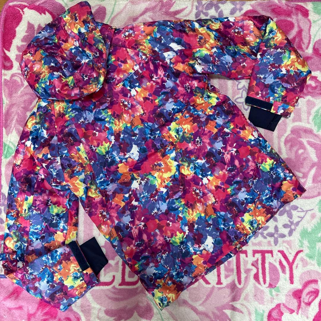 ICEPARDAL女性用カラフル花柄 スキーウェア