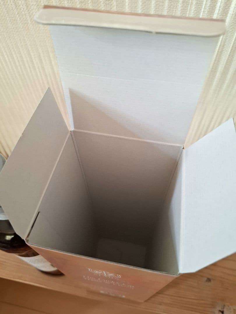 The Lucky Cat \"Hana&Choco\"ラッキーキャットハナ&チョコ