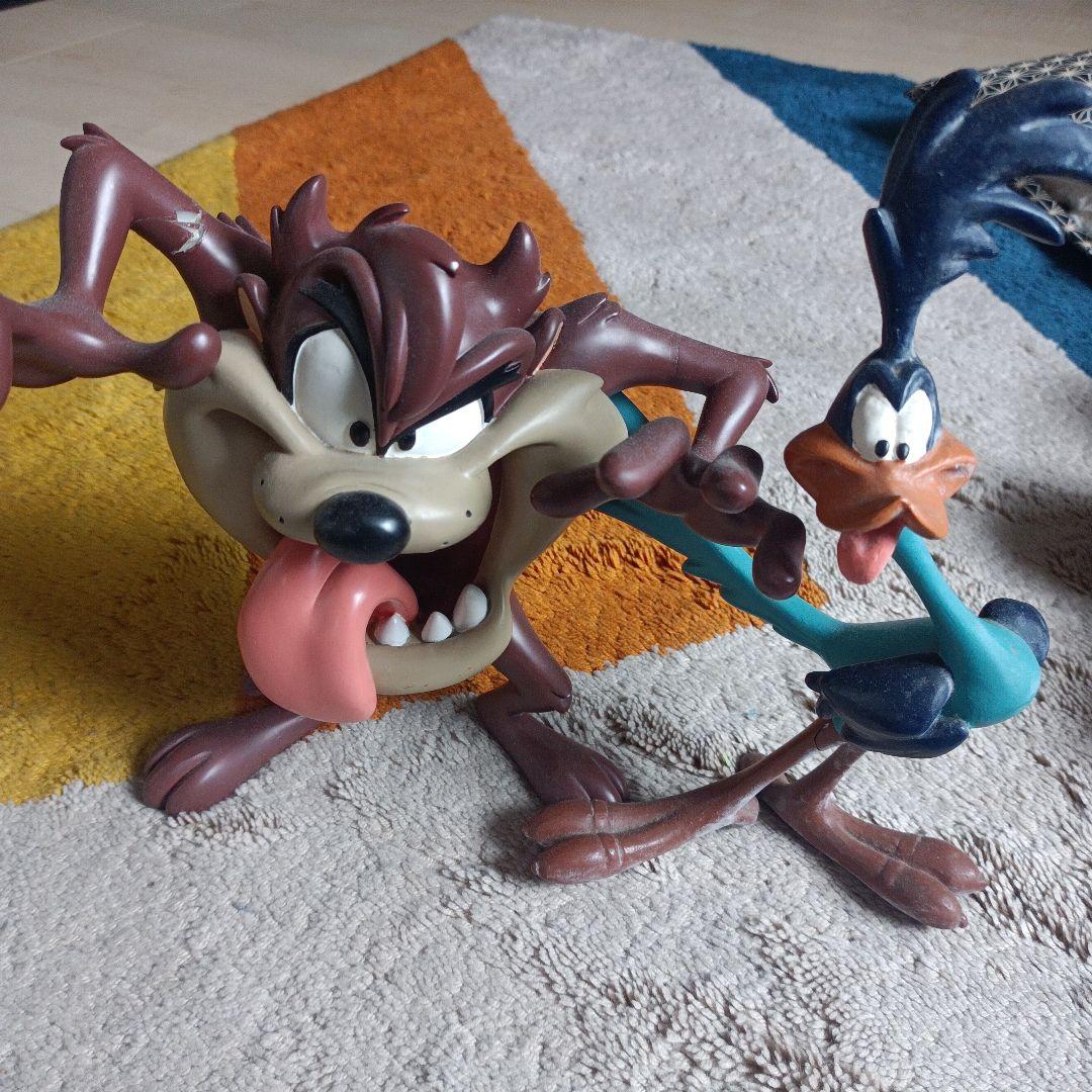陶器　ロードランナー　タスマニアンデビル　フィギュアセット　ワーナーブラザース