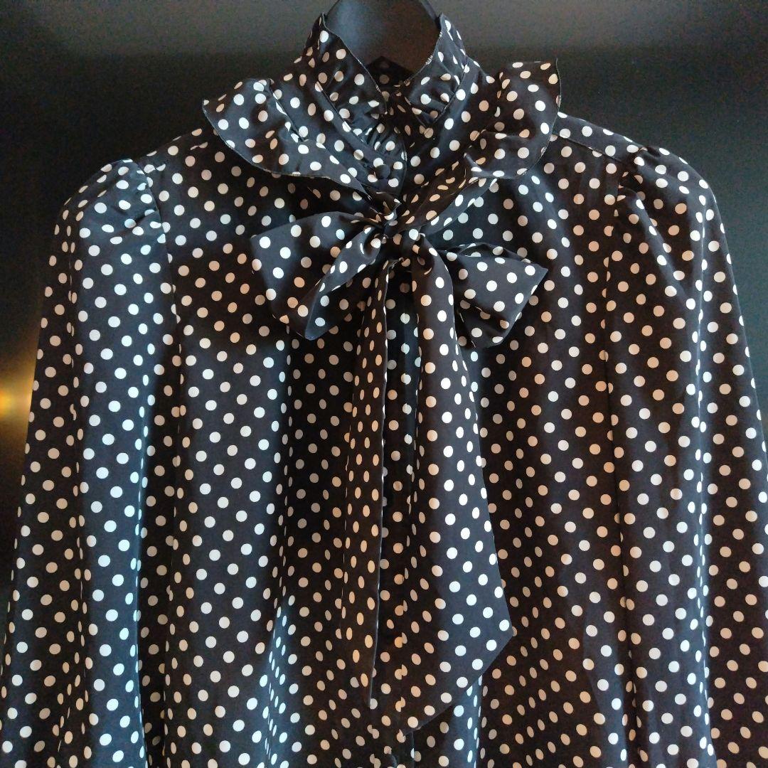極美品 LOULOU WILLOUGHBY デシンドットフリルボウタイブラウス黒