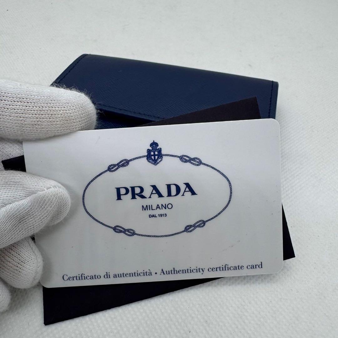 PRADA ネイビー 名刺入れ サフィアーノレザー