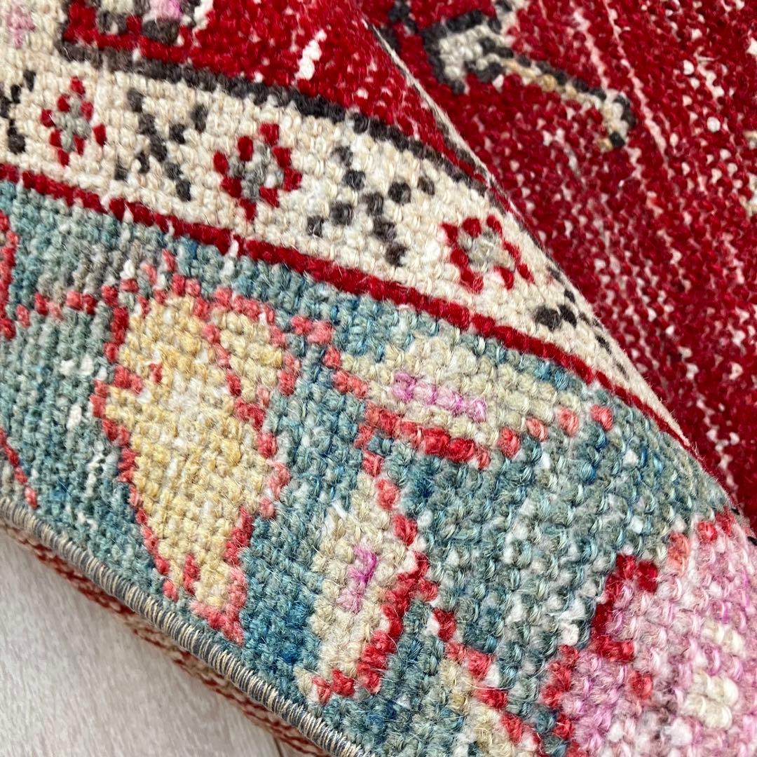 レア貴重✳︎大判　ギュネイラグ　レッド　淡いブルー　ピンク　トルコヴィンテージラグ