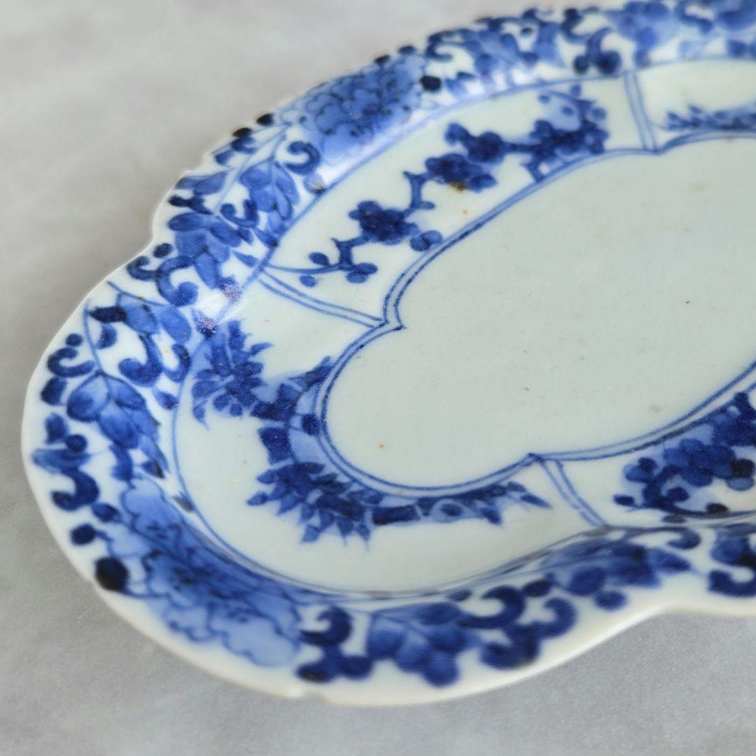 古伊万里　染付　花唐草　変形　小皿　江戸時代　金直し　金継ぎ　骨董　アンティーク