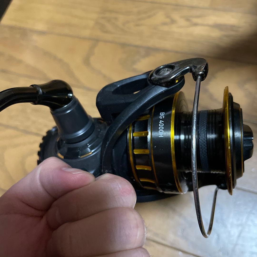 ダイワ　DAIWA　スピニングリール　BG4000H