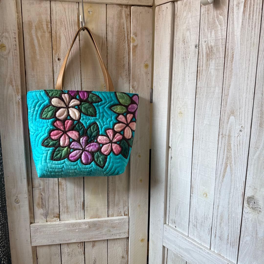 ハワイアンキルト♪ハンドメイドバッグ♪プルメリア