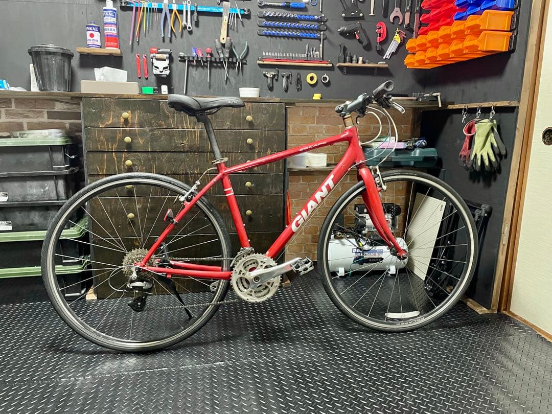 京都引き取り【分解整備済み】GIANT ESCAPE R3