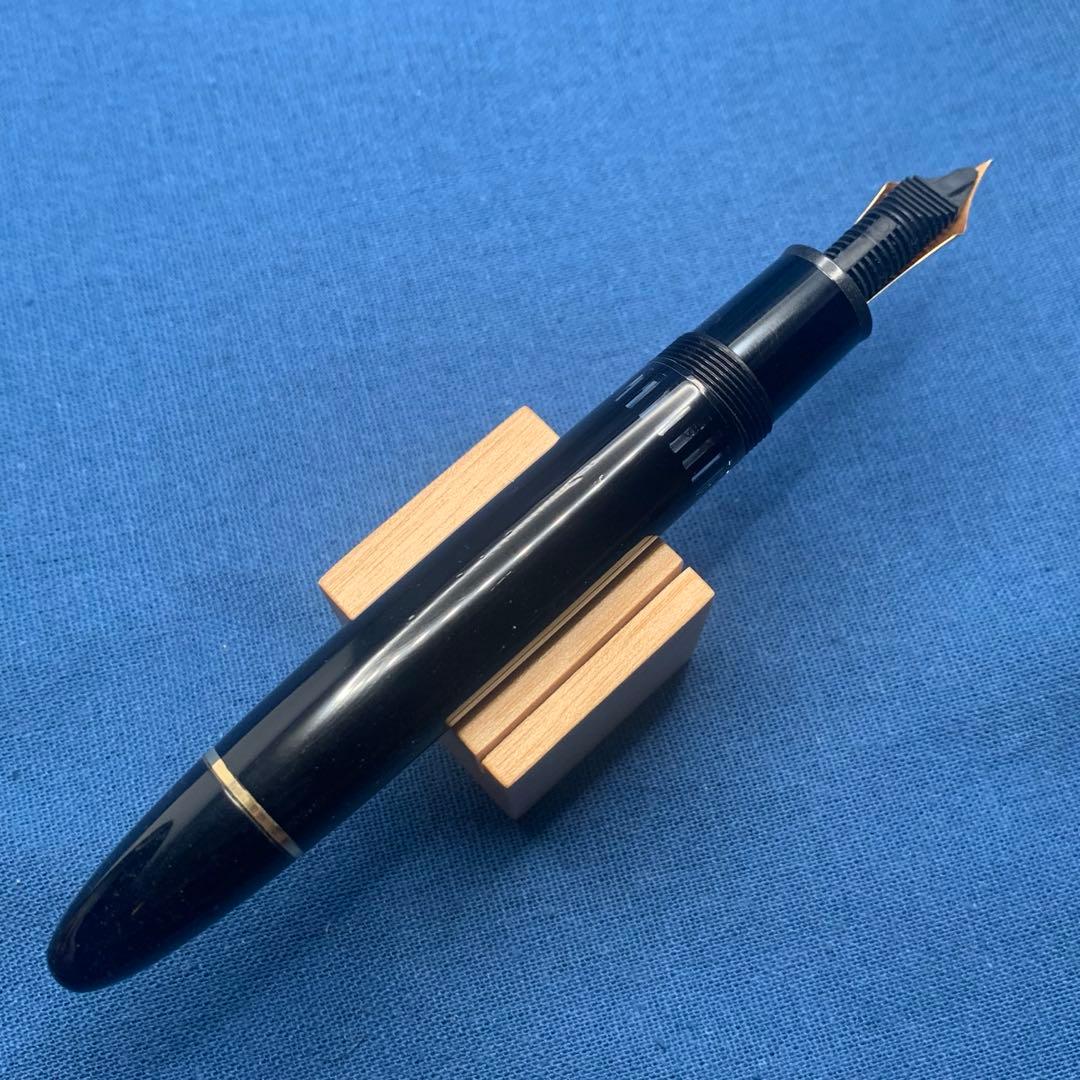 モンブラン　149 中白18K F ヘミングウェイ芯　マイスターシュテュック