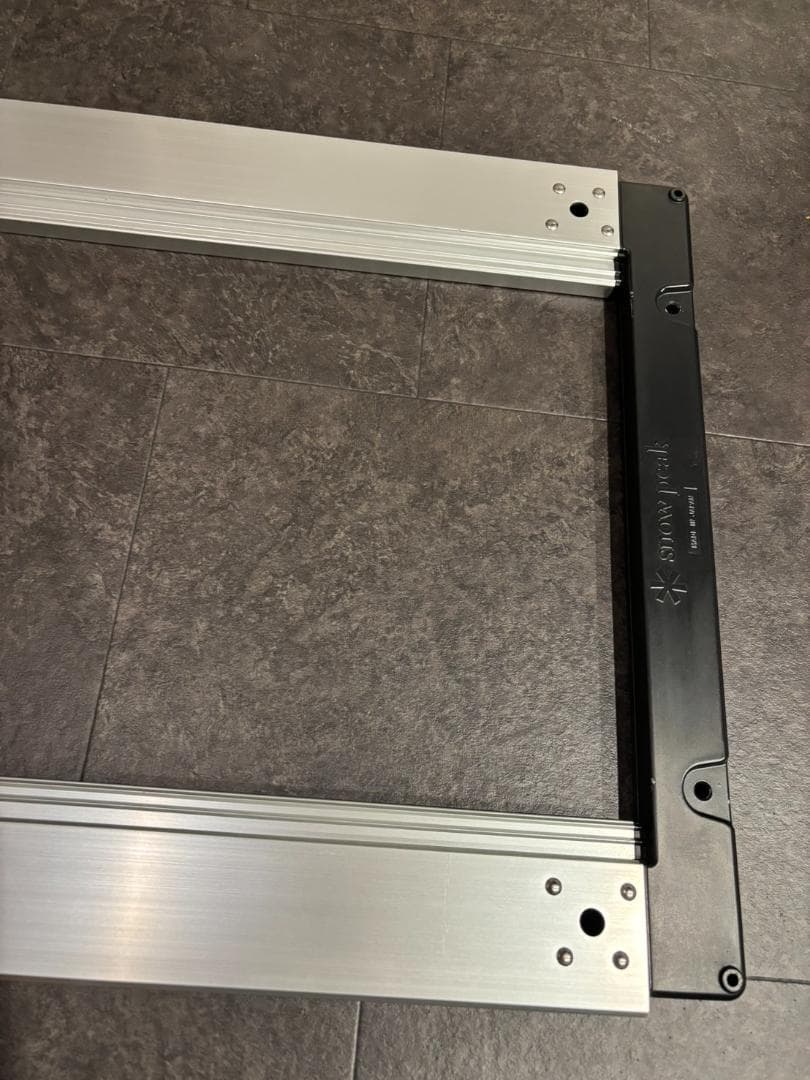 garçon様　スノーピークIGTテーブルロング と　400脚セット