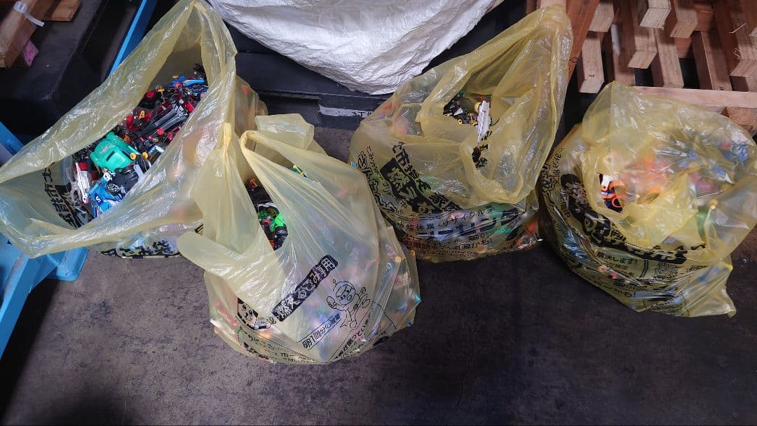 【引取りのみ】ミニ4駆・パーツ・工具　まとめてお願いします【発送しません】