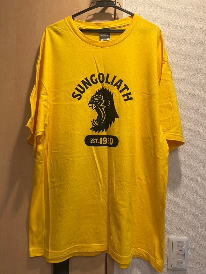 SUN GOLIATH イエローTシャツ