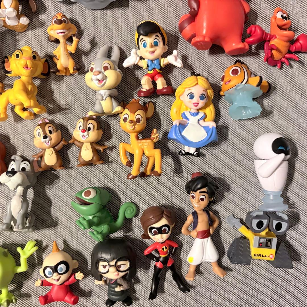 ディズニー100 フィギュア おもちゃ 18体セット