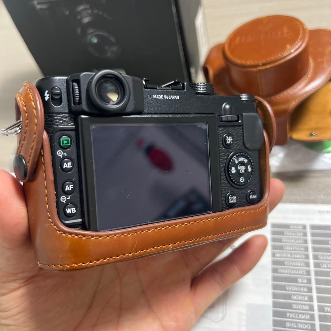 FUJIFILM X10 コンパクトデジタルカメラ