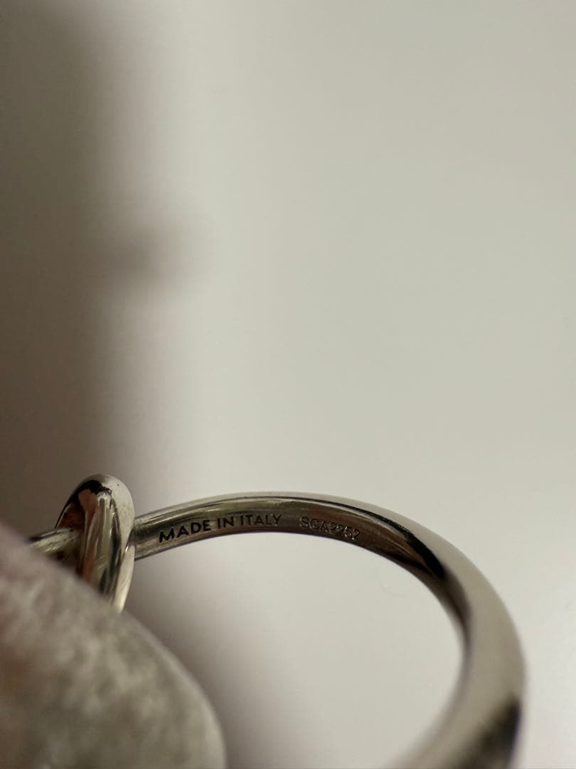 CELINE ノット スモール ループ ピアス