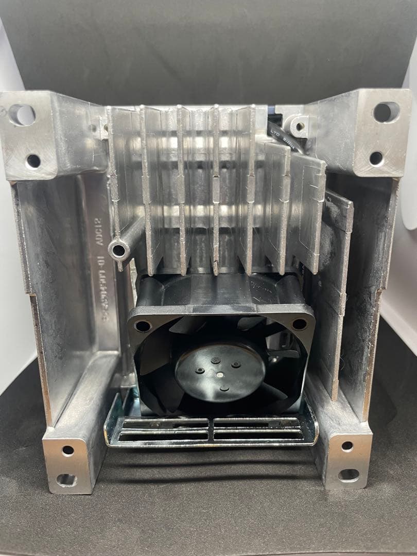 新品 FUJI/富士電機 FRN2.2E1S-2J インバーター