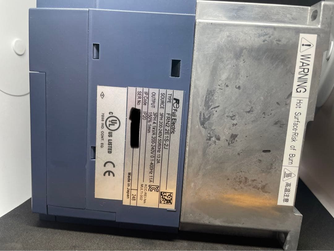 新品 FUJI/富士電機 FRN2.2E1S-2J インバーター